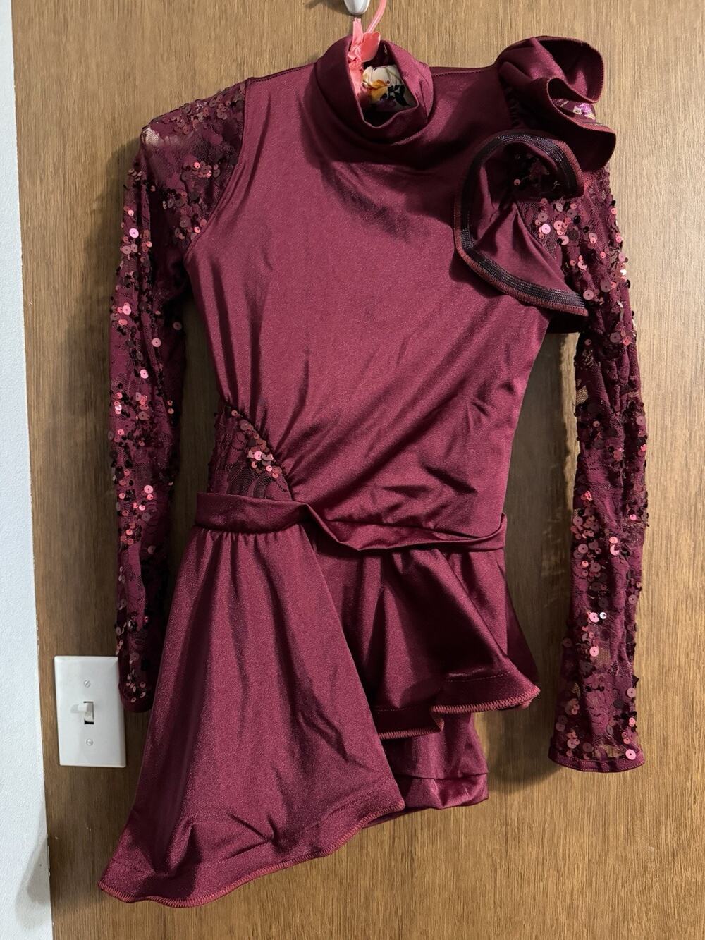 Weissman Bury A Friend Maroon Long Sleeve Dance Costume Sz Adult Medium sequence